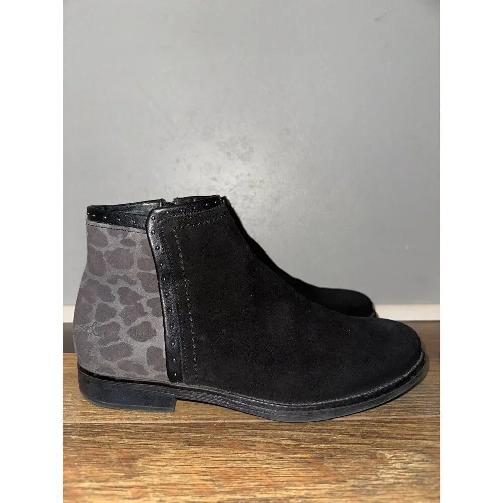 Bo’s & Co Leather Bootie‎ Size 38 / 7.5